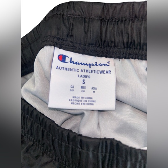 Champion women's windbreaker warmup track pants size small - Picture 4 of 4